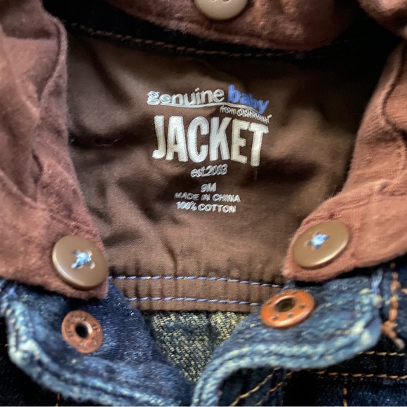 Genuine Baby from OSHKOSH Denim Jean Jacket With Detachable Hood Like New 9Mo - Picture 4 of 11